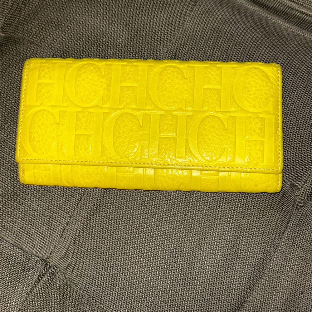 CH Carolina Herrera wallet neon yellow with pink inside
